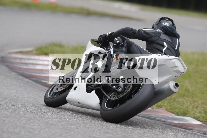 /Archiv-2024/13 22.04.2024 Plüss Moto Sport ADR/Freies Fahren/901